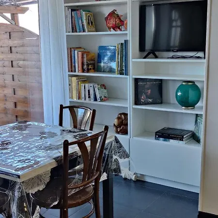 Apartment La Marine
