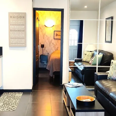 Apartment La Marine *