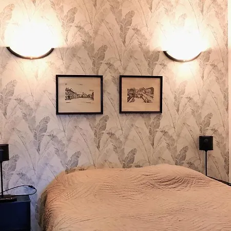 Apartment La Marine *