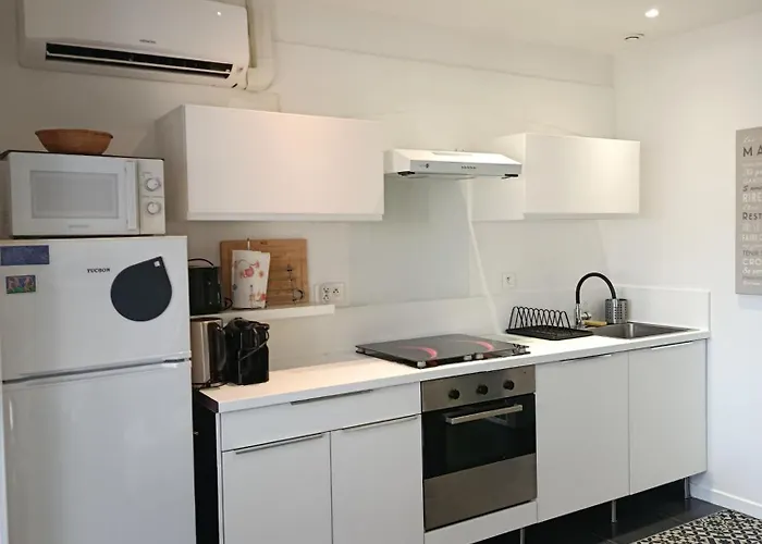 La Marine Apartment *